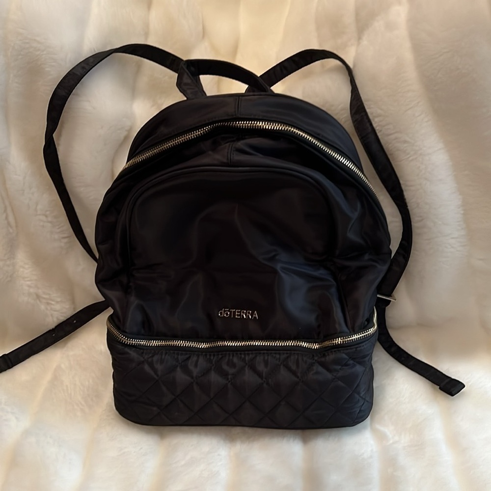 🖤🖤PRICE DROP🖤🖤NWOT-Limited Edition DoTERRA Backpack🎒STILL IN THE WRAPPING.